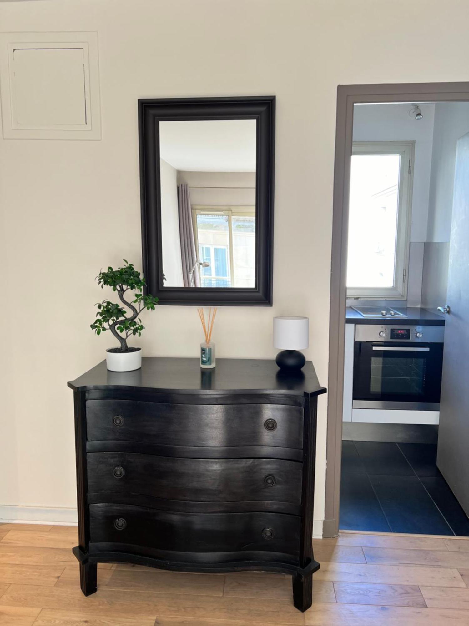 Your Parisian Hideaway - Entire Apartment Extérieur photo